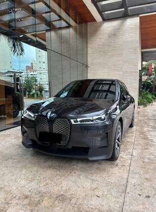 BMW iX ELÉTRICO XDRIVE40